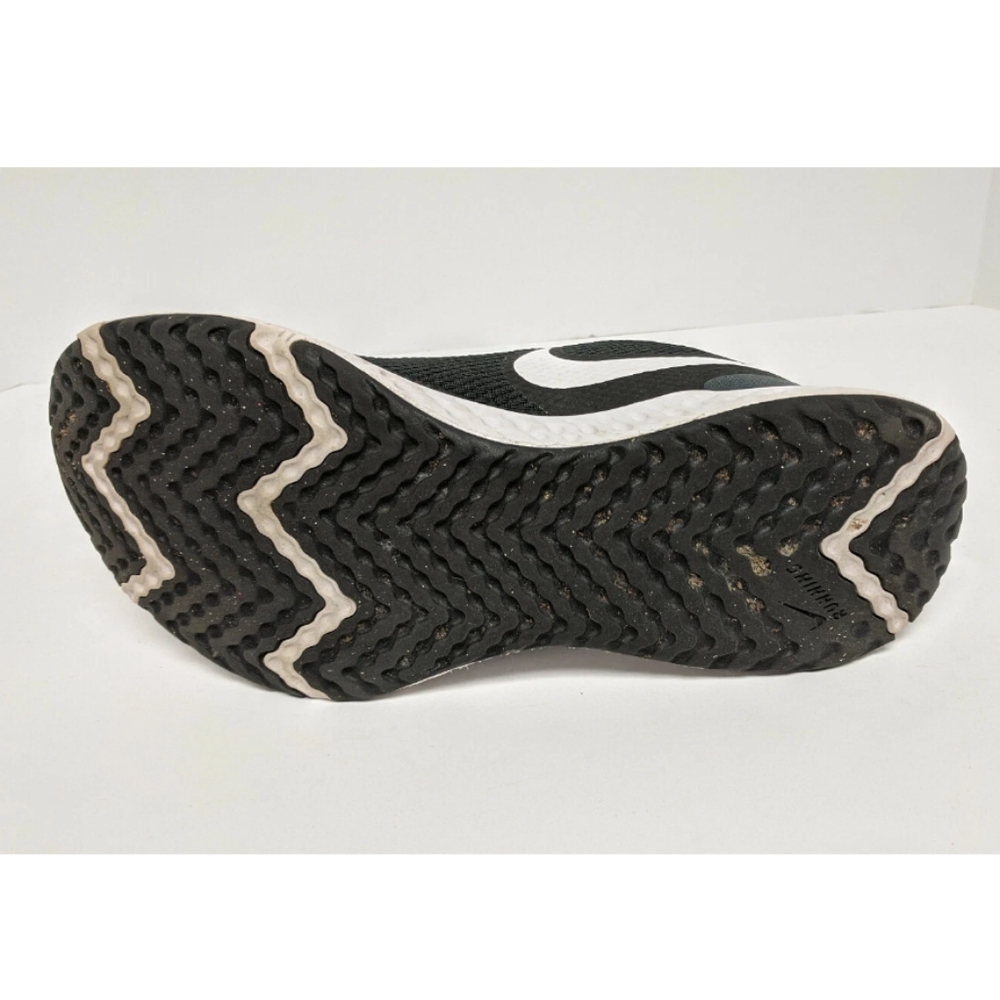 Nike Revolution 5 Running Shoes, Black/White, Women's 9.5 M - Picture 5 of 6